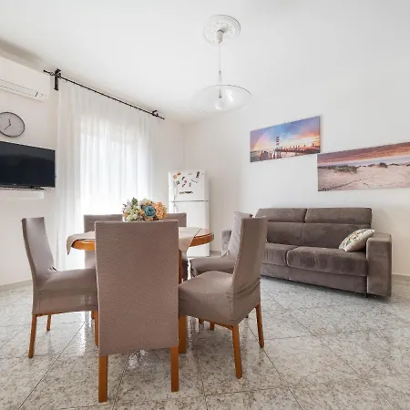 Lägenhet De Vivo Realty - Enea *