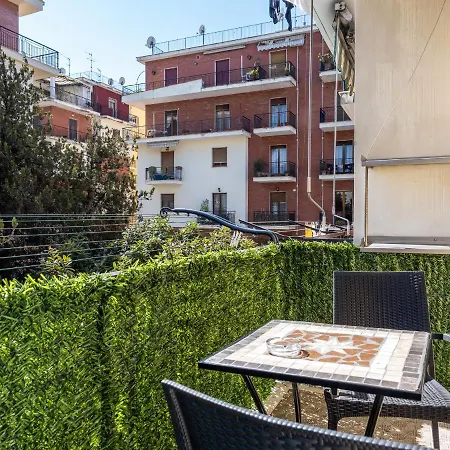 Lägenhet De Vivo Realty - Enea
