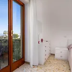 De Vivo Realty - Enea *