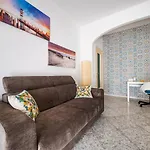 De Vivo Realty - Enea Apartment *