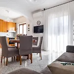 De Vivo Realty - Enea