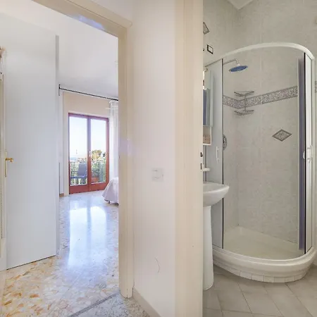 Enea - De Vivo Realty Apartment