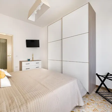 Apartment Enea - De Vivo Realty