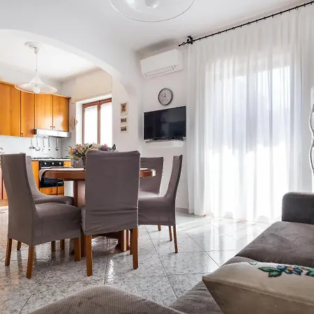 Enea - De Vivo Realty