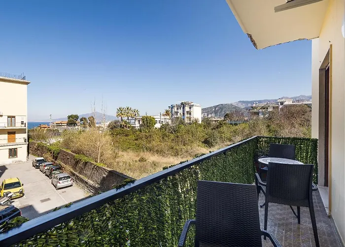 Enea - De Vivo Realty * Σορέντο