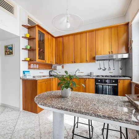 Apartment Enea - De Vivo Realty *