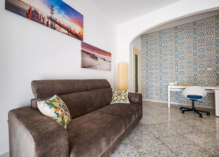 Enea - De Vivo Realty 公寓 *